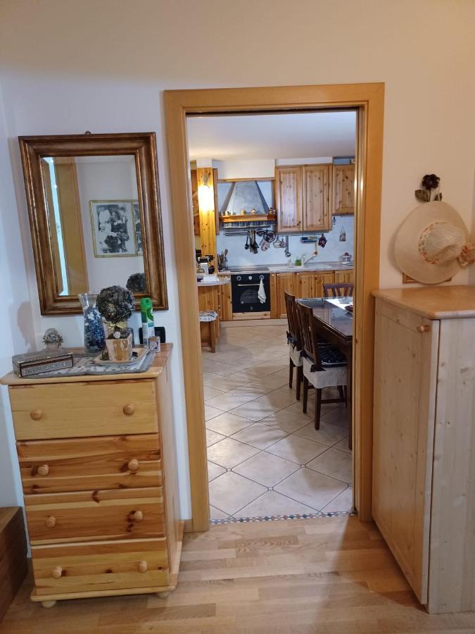 Apartament Zia Pia'S House Malè Zewnętrze zdjęcie
