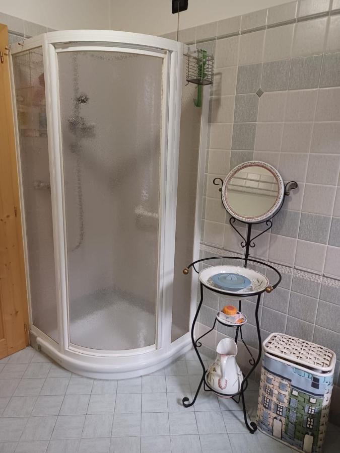 Apartament Zia Pia'S House Malè Zewnętrze zdjęcie