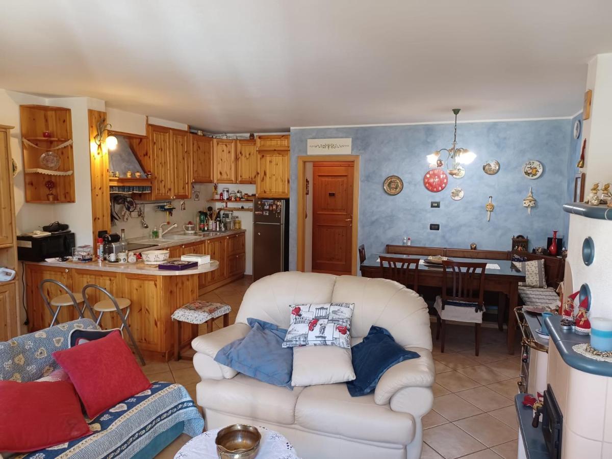 Apartament Zia Pia'S House Malè Zewnętrze zdjęcie