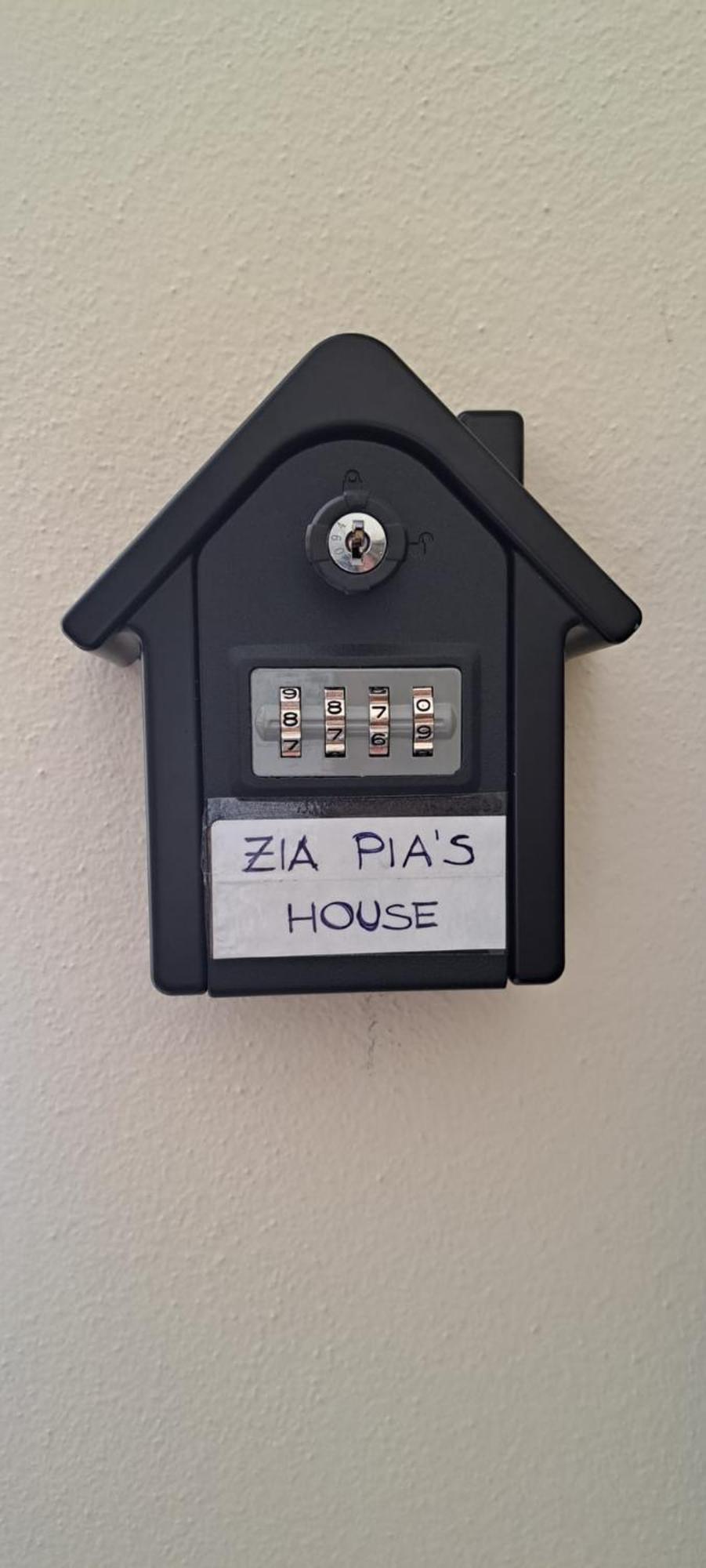 Apartament Zia Pia'S House Malè Zewnętrze zdjęcie